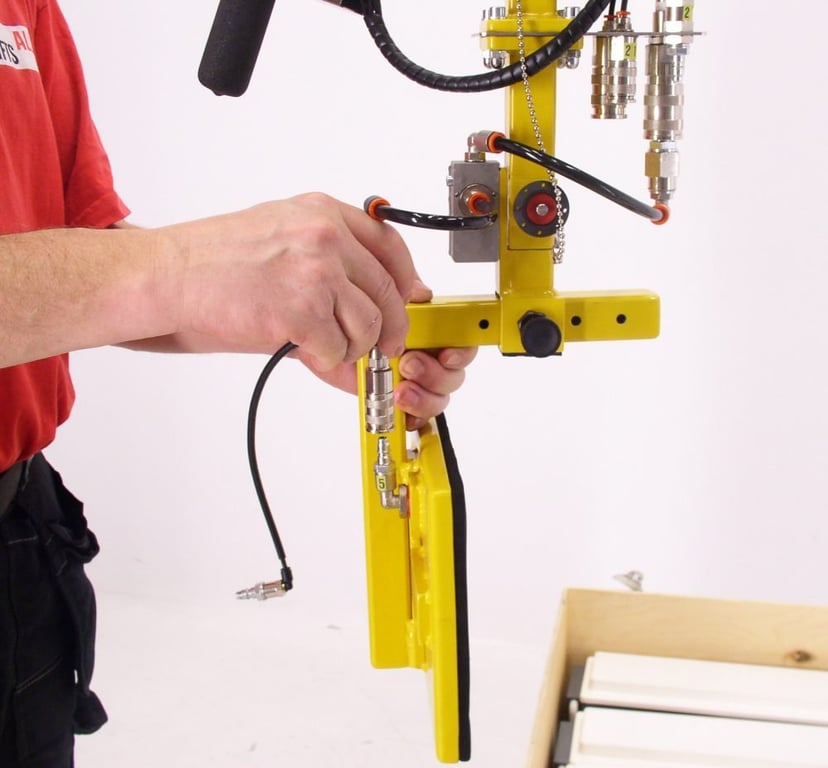Combi-Gripper for Batteries 3328