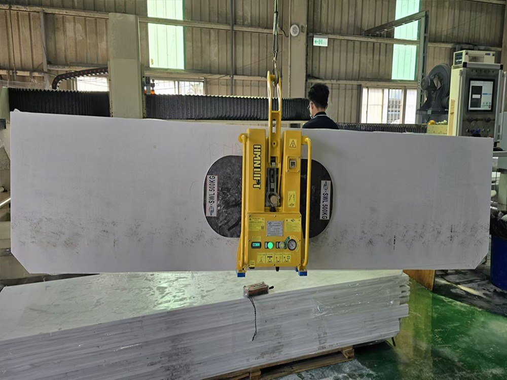 Nâng lắp đá cẩm thạch trong nhà