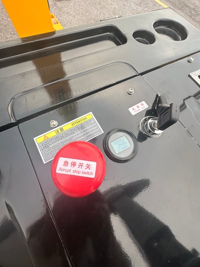 Xe cần cẩu điện 2 tấn - ảnh 47