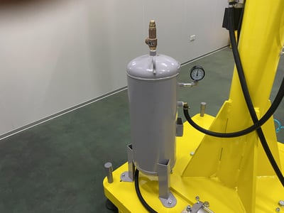 Cầu trục xoay khí nén di động và tay cầm cảm ứng lực nạp máy CNC - ảnh 3