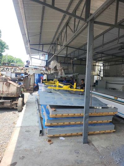 Mặt hút chân không khí nén nâng tấm thép dài 8 m - ảnh 5