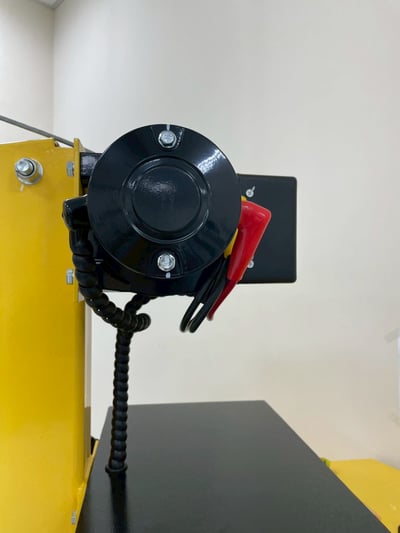 Xe cẩu mini 400 kg đẩy tay cho nhà xưởng và kho nhỏ - ảnh 4