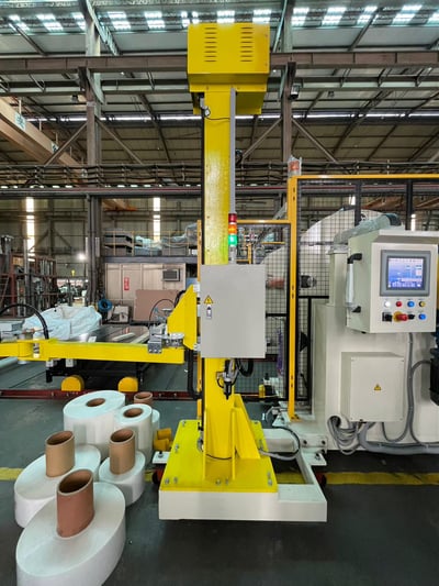 Tay nâng trợ lực kẹp trục airshaft rút khỏi lõi cuộn nguyên liệu - ảnh 14