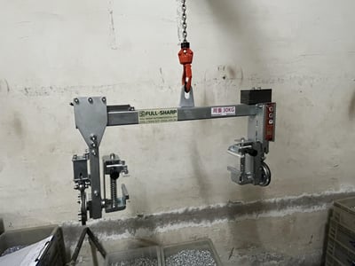Bộ khung thanh ray treo palăng KITO và tay kẹp khay ốc vít - ảnh 20