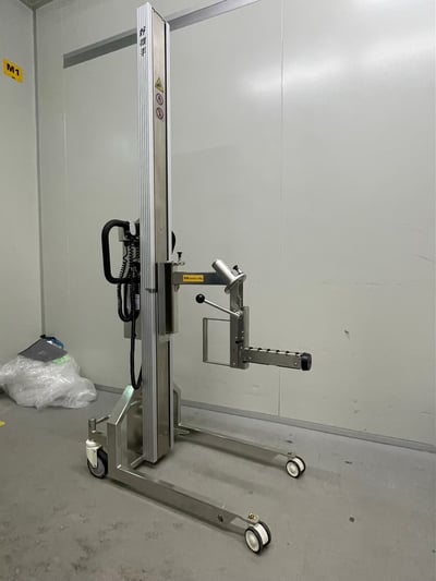 Xe nâng điện đẩy tay Goodlifta nâng cuộn nguyên liệu - ảnh 22