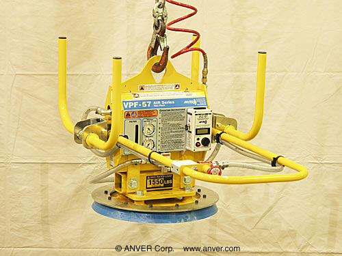 ANVER VPF-57/20-AIR with PA195-S-3: lifting & handling steel plate up to 1550 lb (703 kg)