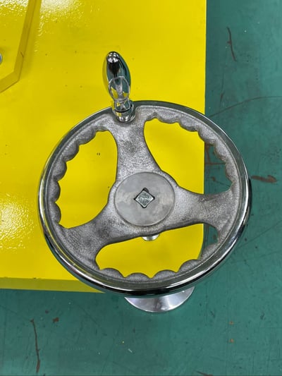 Cầu trục xoay khí nén kèm tool gắp cho nhà xưởng - ảnh 3