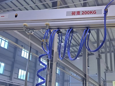 Cầu trục xoay khí nén đế di động với mặt hút khối silic chuyên dụng - ảnh 7