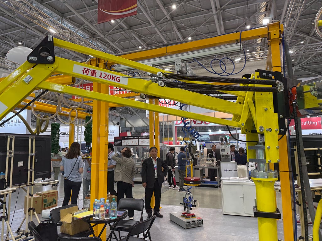 Full-Sharp electric lifting arm