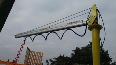 Pneumatic Jib Crane on Mobile Base with Carton Box Vacuum Tool - ảnh 4
