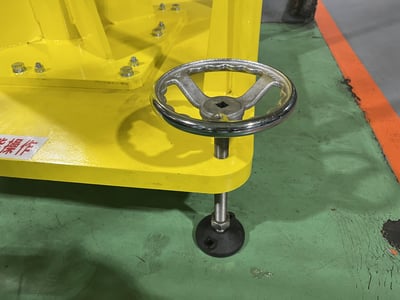 Cầu trục xoay khí nén đế di động treo tool nâng lồng sắt - ảnh 3