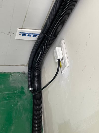 Tuyến thanh ray nhôm treo trần với máy hút thùng giấy Lifts All - ảnh 13