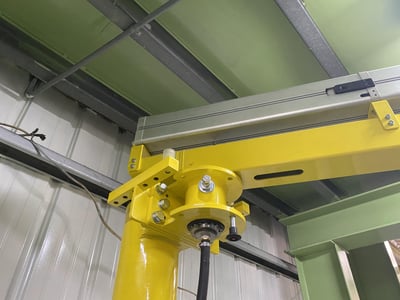 Cầu trục xoay khớp nối và palăng khí nén nằm hút thùng giấy - ảnh 13