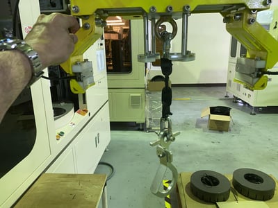 Pneumatic Jib Crane with Copper Coil Clamp for Motor Winding Workshops - ảnh 18