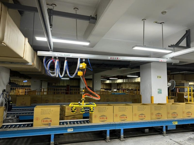 Thanh ray nhôm treo trần lắp palang ENDO, tool hút thùng carton