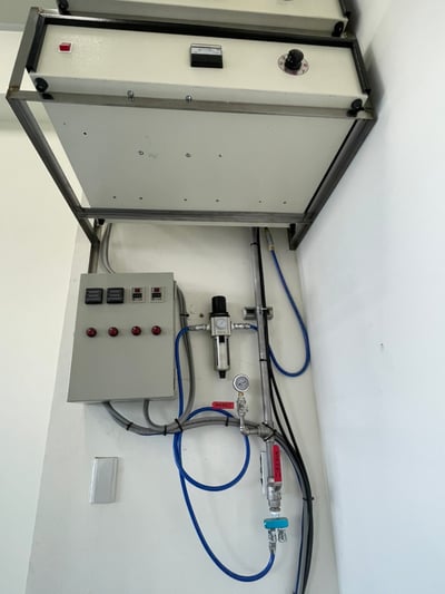 Cầu trục xoay khí nén treo tường, tay cầm cảm ứng lực - ảnh 5