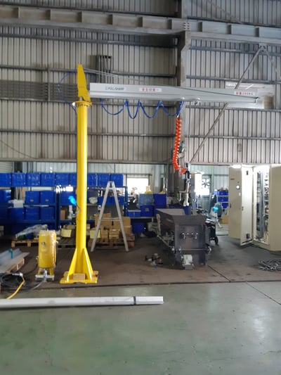 Pneumatic Jib Crane with Force-Sensing Handle and Lifting Hook - ảnh 9