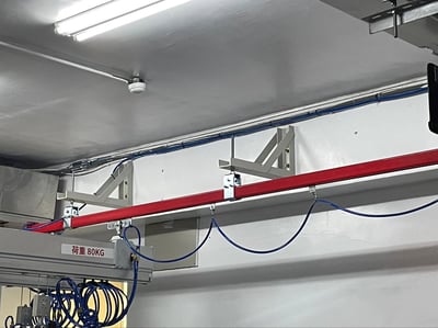 Thanh ray 5T treo cầu trục khí nén, tool kẹp và mặt hút thùng giấy - ảnh 5