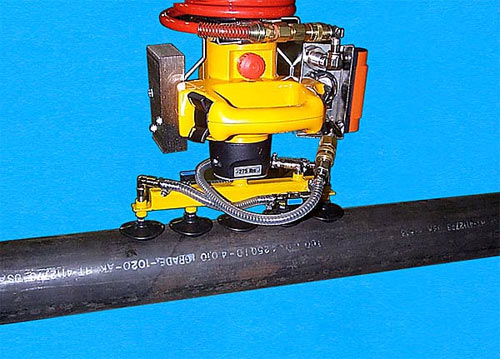 VM vacuum-hoist lifting system with V5-B1-5-53 five cup attachment