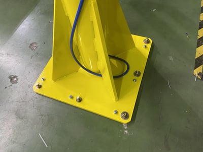 Pneumatic Jib Crane for Lifting Bicycle Frames on the Line - ảnh 11