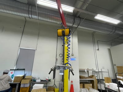 Cầu trục xoay ray 5T treo palăng khí nén và tool kẹp thùng giấy - ảnh 17