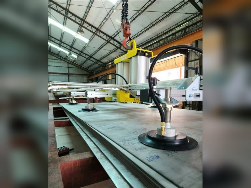 Mặt hút chân không dùng cơ 300 kg, nâng tấm không cần điện