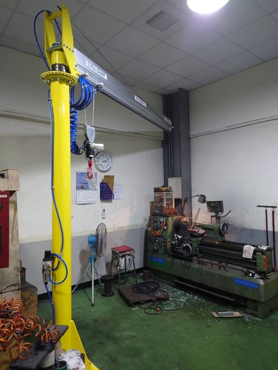 Pneumatic Assist Jib Crane for Workshops - photo 13