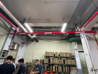 Thanh ray thép 200 kg treo pa lăng điện và tool đổ nồi - ảnh 11