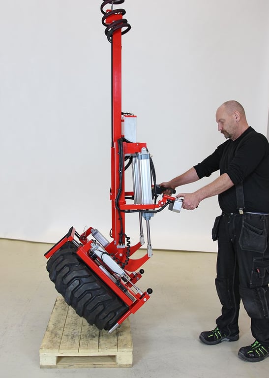 Lifts All mechanical wheel gripper 62 kg