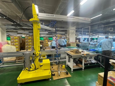 Cầu trục xoay khí nén 200 kg móc server, đế di động - ảnh 3