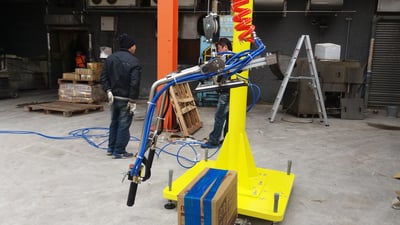 Pneumatic Jib Crane on Mobile Base with Carton Box Vacuum Tool - ảnh 6
