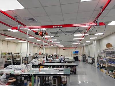 200 kg Overhead Rail System with KITO Electric Hoists for an R&D Office - photo 3