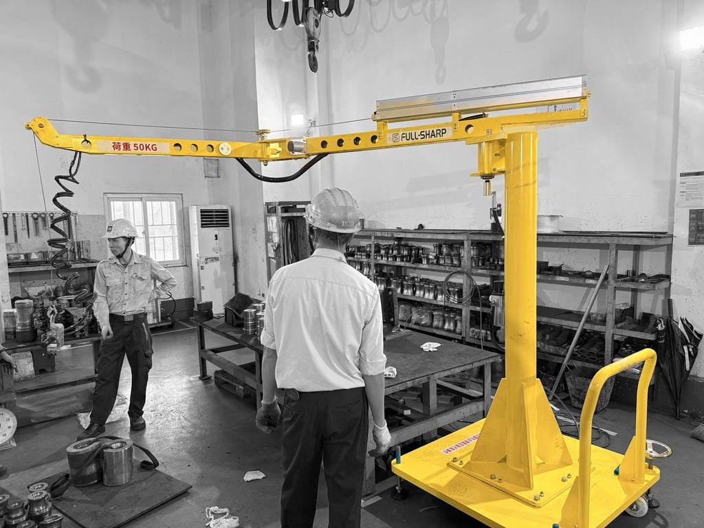 Tay khớp nối trợ lực air balancer FullSharp nâng phôi trong nhà máy