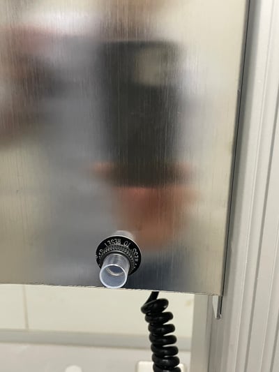 Xe nâng điện đẩy tay phòng sạch, nâng và lật cuộn nguyên liệu 90 độ - ảnh 10