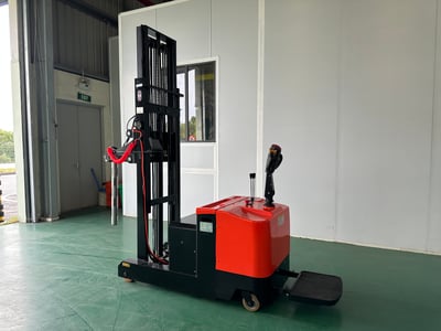Xe đâm lõi cuộn chế tạo riêng cho nhà máy bao bì - ảnh 6
