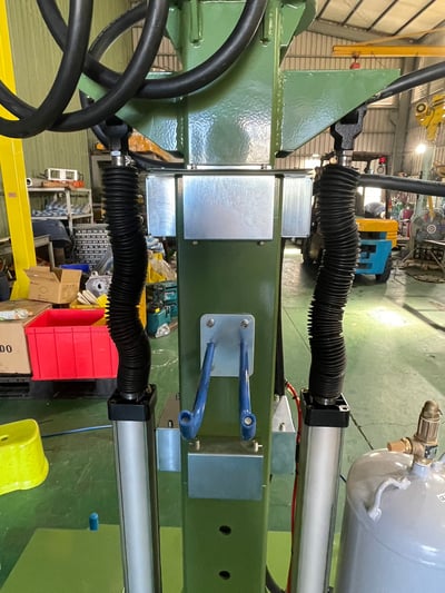 Cầu trục xoay ray 5T đôi, đế di động, treo Lifts All và móc thùng can - ảnh 13