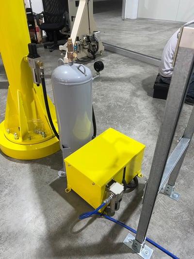 Tay nâng trợ lực điện khí có motor gắp khuôn - ảnh 6