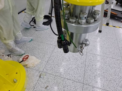 Tay nâng trợ lực hút khuôn cho nhà máy - ảnh 1