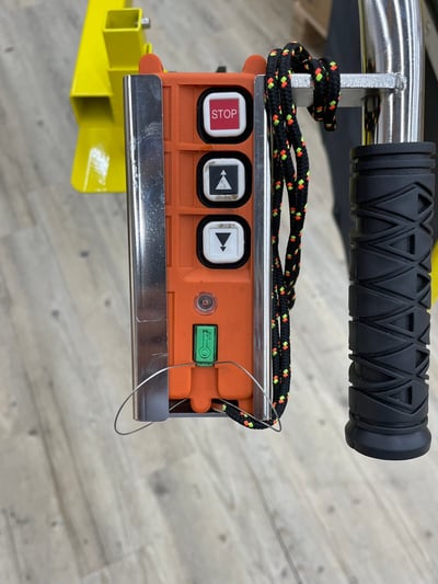 Cầu trục xoay 500 kg đế di động kèm tool kẹp thùng giấy - ảnh 2
