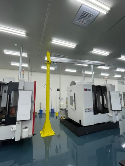 Cầu trục xoay khí nén treo tường, tay cầm cảm ứng lực - ảnh 14