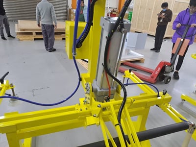 Thanh ray 500 kg palang KITO hút chân không lật gỗ 90 độ - ảnh 13