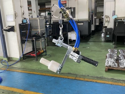 Articulating Jib Crane with Horizontal Air Hoist and Pneumatic Cylinder - ảnh 8