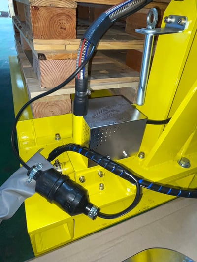 Cầu trục xoay khớp nối air balancer nằm ngang, mặt hút Becker - ảnh 9