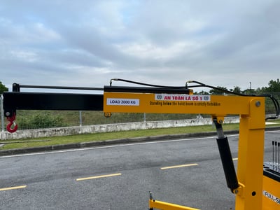 Xe cần cẩu điện 2 tấn - ảnh 97