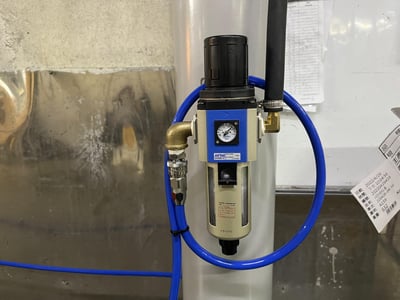 Cầu trục xoay khớp nối palăng khí nén dạng nằm hút thùng giấy - ảnh 3