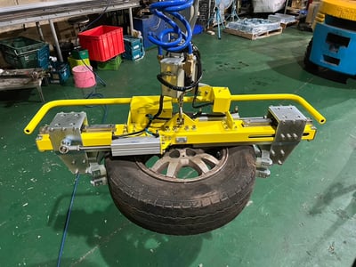Cầu trục xoay khí nén 200 kg với tool kẹp bánh xe khí nén - ảnh 5