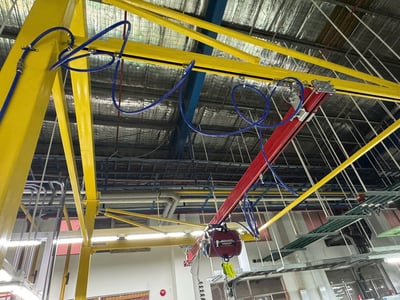 Bộ khung hai cột ray 200 kg treo air balancer và tool kẹp ắc quy - ảnh 7