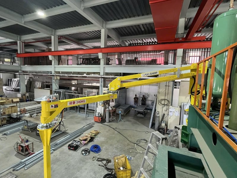 Tay nâng trợ lực treo cột, đầu hút chân không nâng tấm thép