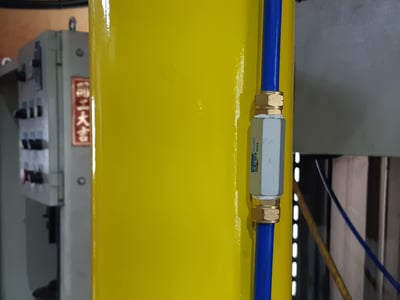 Cầu trục xoay khí nén với tool nam châm gạt tay - ảnh 6
