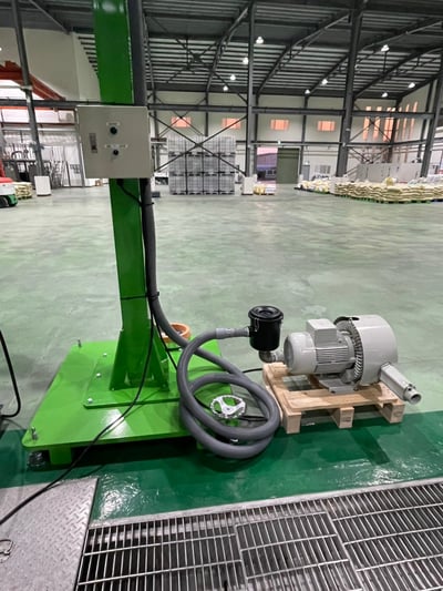 Cầu trục xoay thanh ray hút chân không đổi mặt hút bao, thùng giấy - ảnh 4